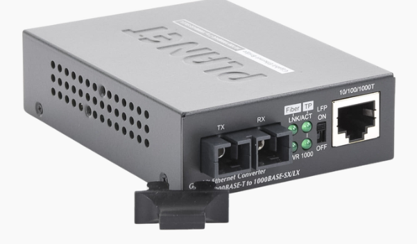 GT-802S 10/100/1000Base-T to 1000Base-SX/LX Gigabit Media Converter - - 